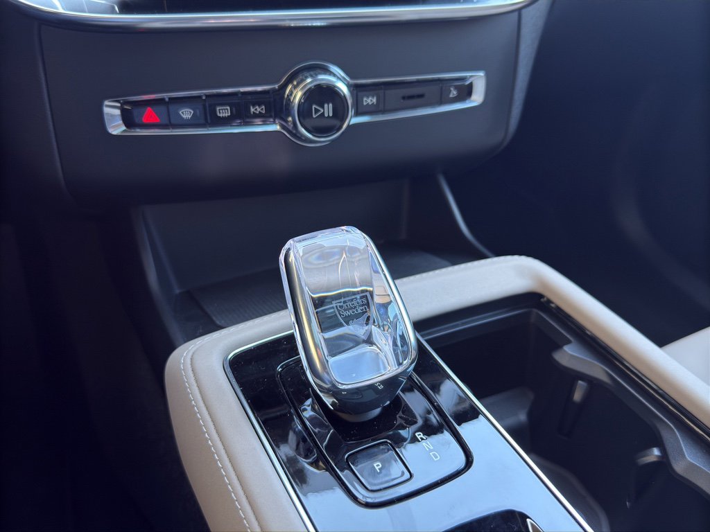 New 2026 Volvo XC90 T8 Plus w/ Protection Package Premier image 20