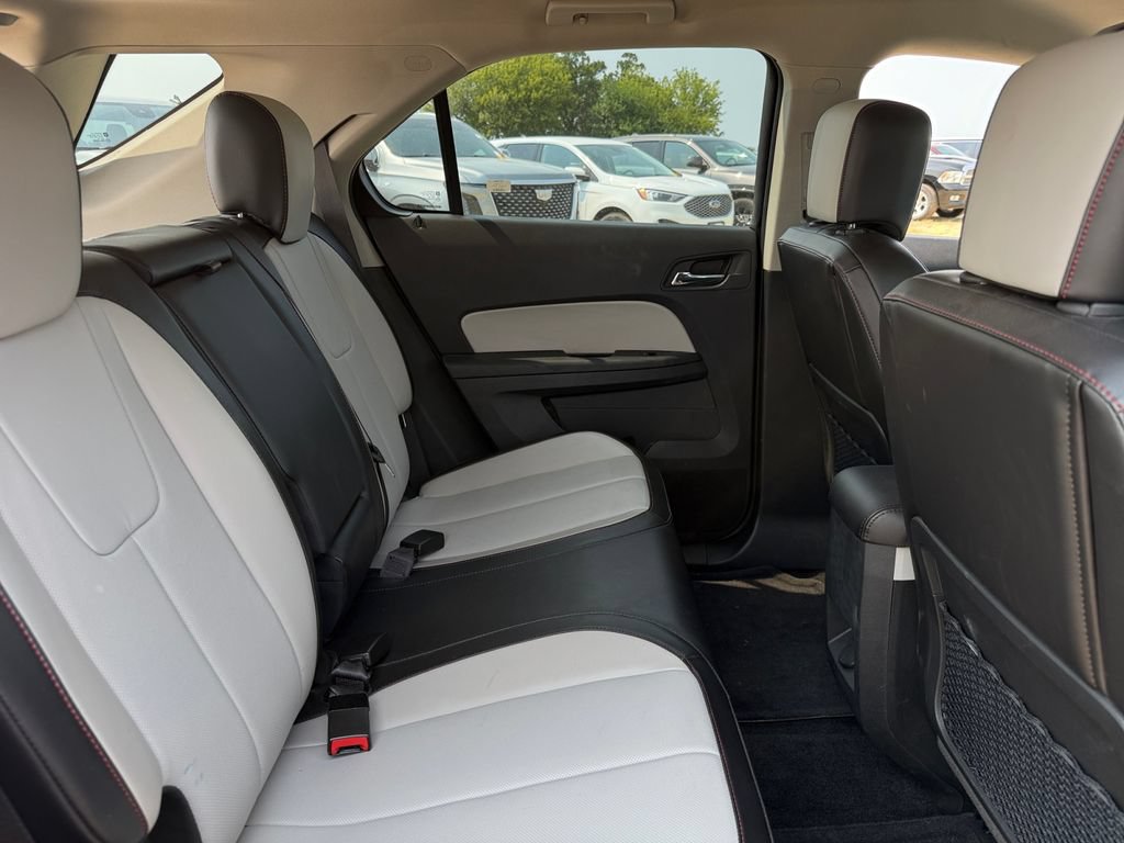 Used 2016 Chevrolet Equinox LTZ w/ Enhanced Convenience Package AWD/4WD image 40