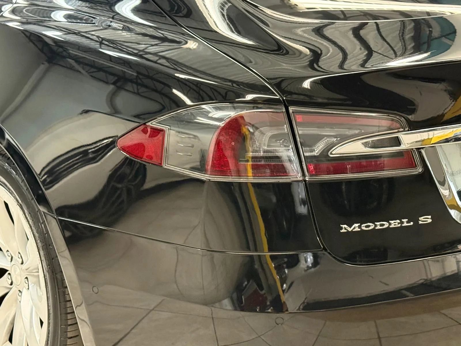 Used 2018 Tesla Model S 75D image 12