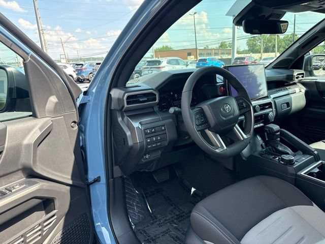 New 2026 Toyota Tacoma TRD Off-Road AWD/4WD image 15