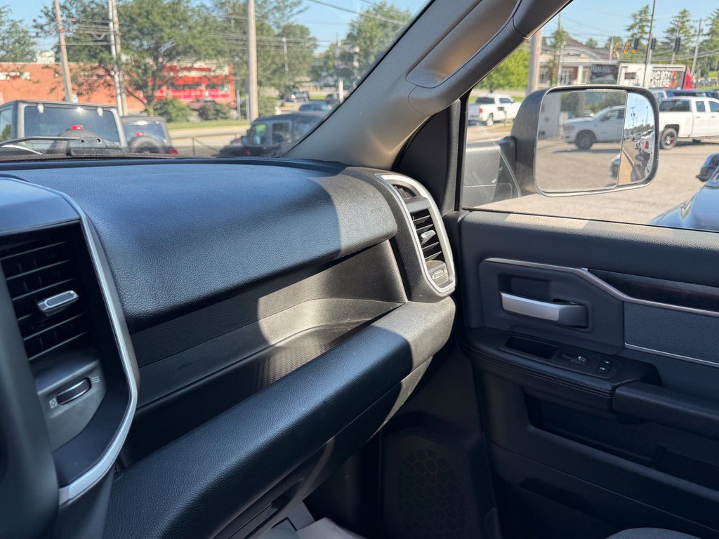 Used 2020 RAM 2500 Big Horn AWD/4WD image 23