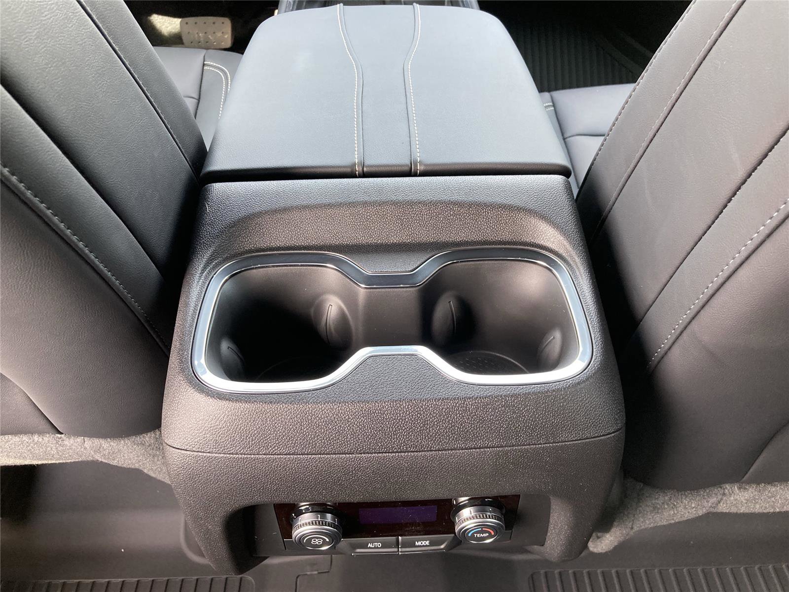 New 2026 GMC Acadia Elevation w/ Elevation Premium Package image 10