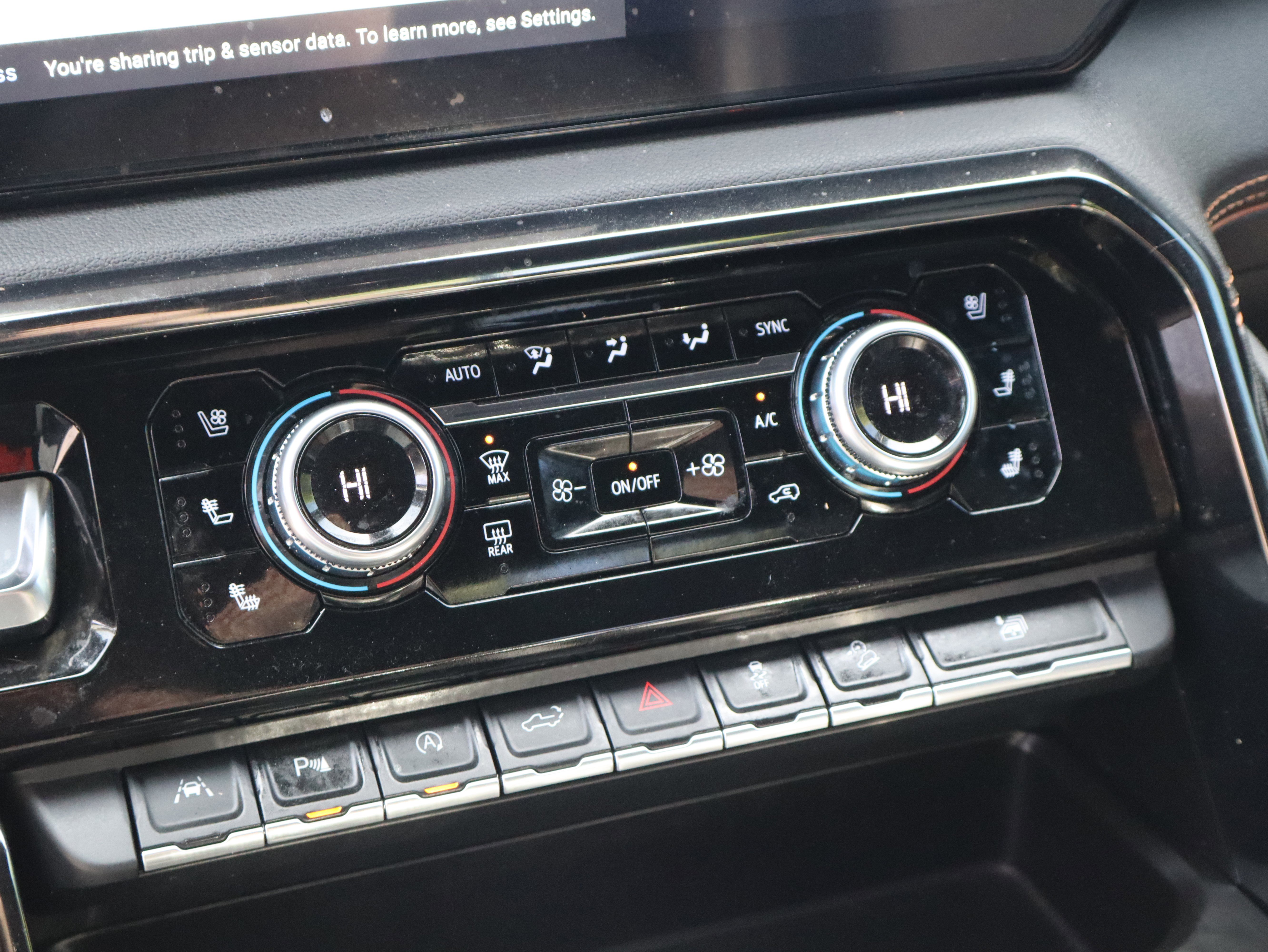 Used 2023 GMC Sierra 1500 AT4 w/ AT4 Premium Package image 38