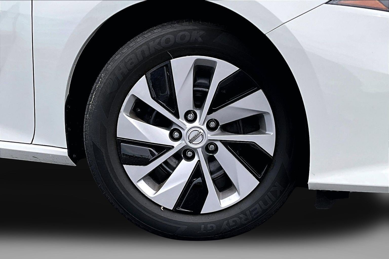 Used 2022 Nissan Altima 2.5 S FWD image 9