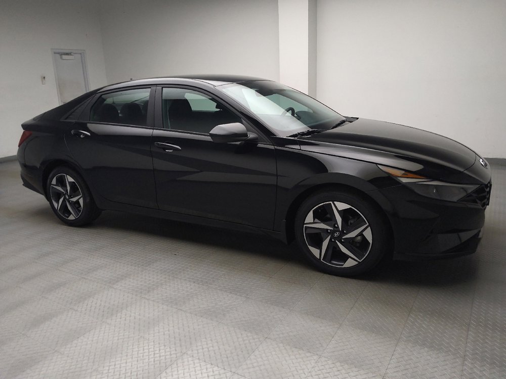 Used 2023 Hyundai Elantra SEL w/ Convenience Package FWD image 11