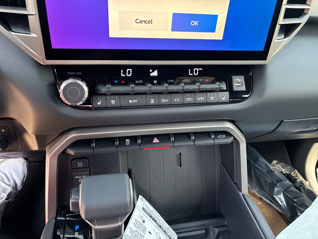 New 2026 Toyota Tundra Limited AWD/4WD image 25