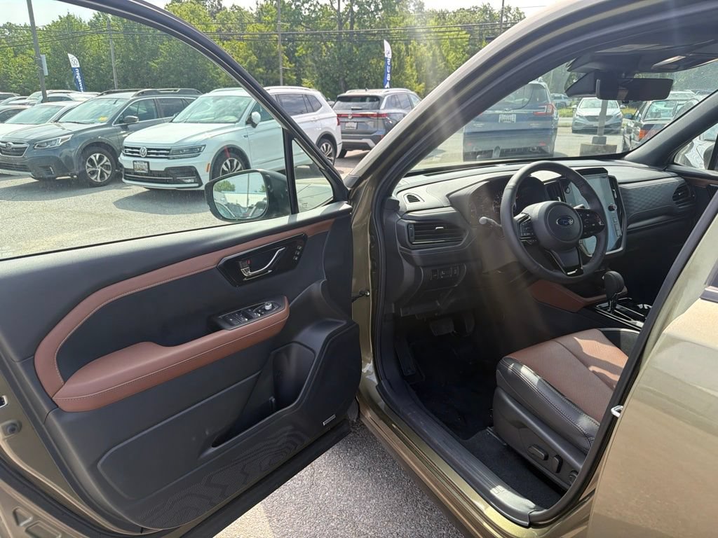 Used 2026 Subaru Forester Touring AWD/4WD image 18