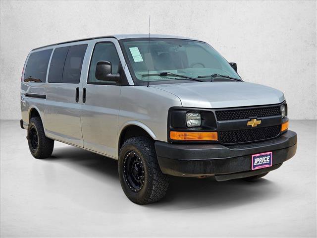 Used 2015 Chevrolet Express 2500 LS RWD video 3