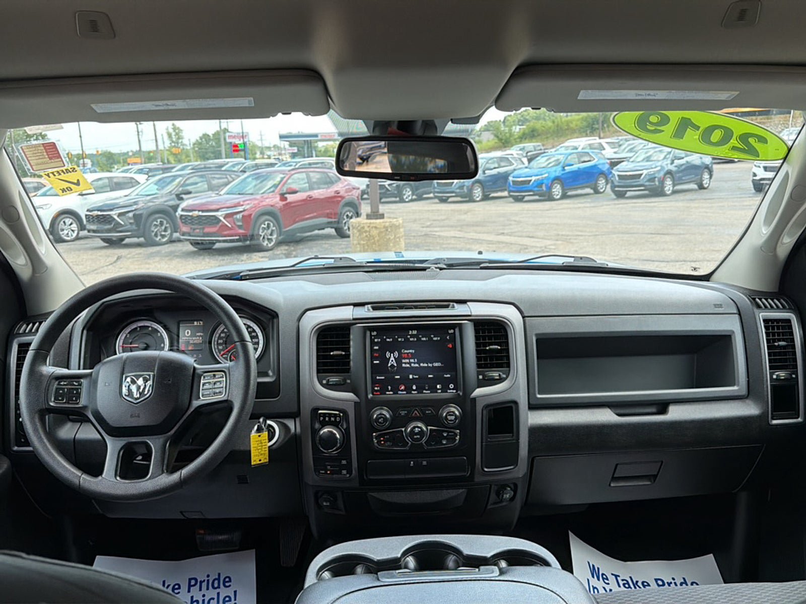 Used 2019 RAM 1500 Express w/ Hydro Blue Sport Package AWD/4WD image 19
