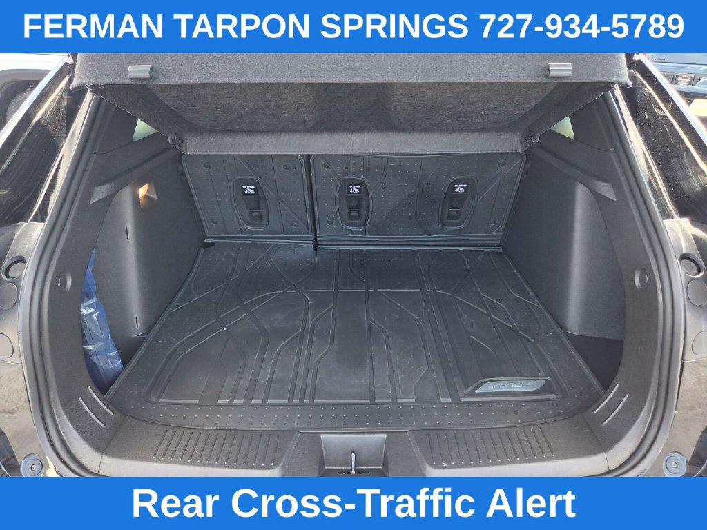 Certified 2024 Chevrolet Trax RS w/ Sunroof Package FWD image 18