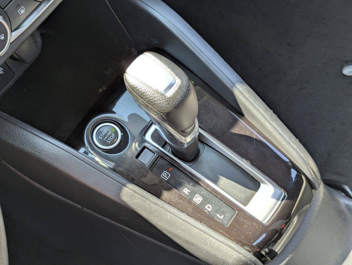 Used 2021 Nissan Versa SV FWD image 16