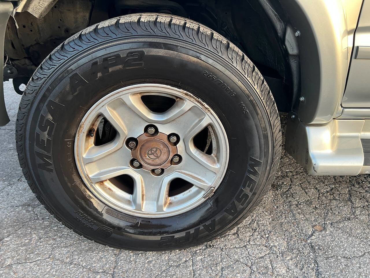 Used 2000 Toyota 4Runner SR5 image 26