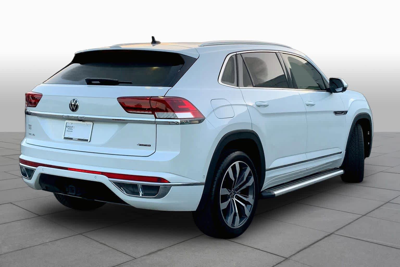Used 2023 Volkswagen Atlas Cross Sport SEL Premium R-Line AWD/4WD image 11