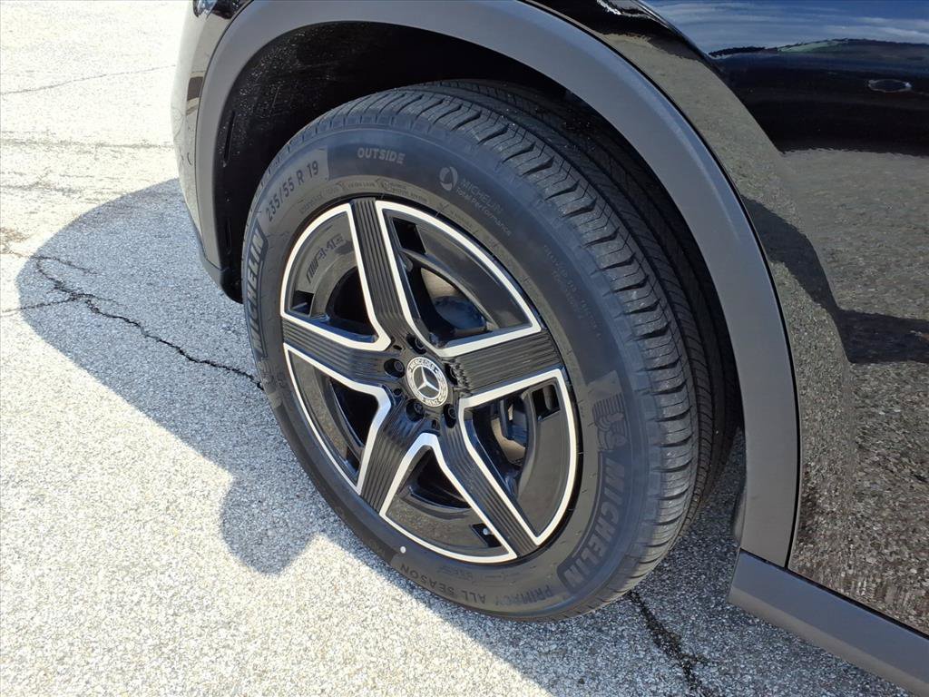 New 2026 Mercedes-Benz GLC 300 4MATIC image 9