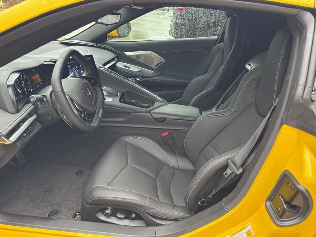 Used 2025 Chevrolet Corvette Z06 image 2