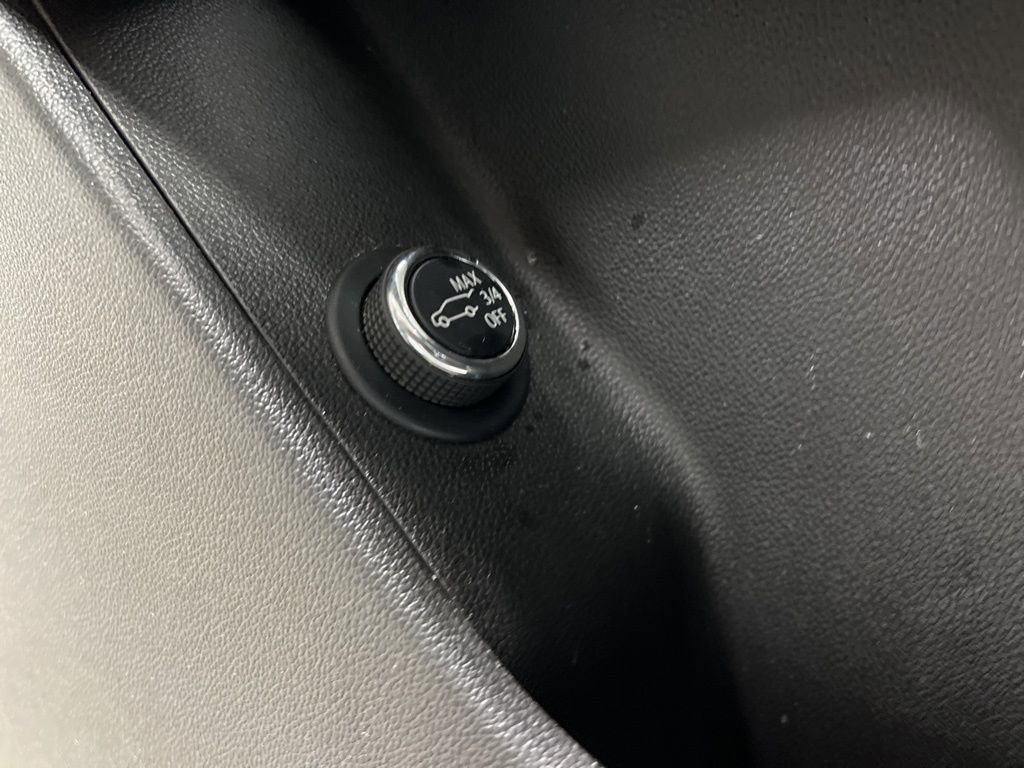 Used 2024 Cadillac XT5 Premium Luxury image 27