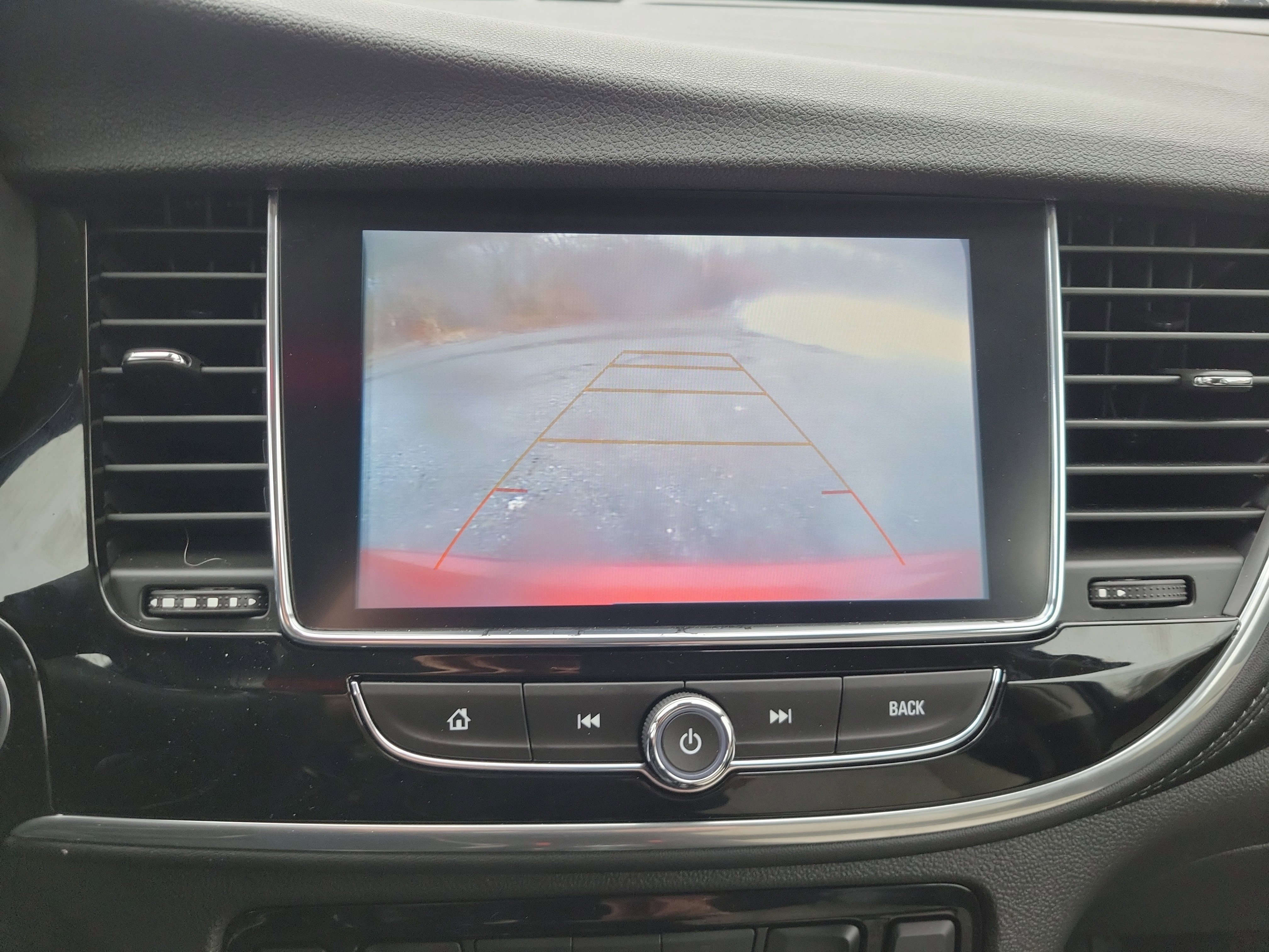 Used 2020 Buick Encore Preferred FWD image 26