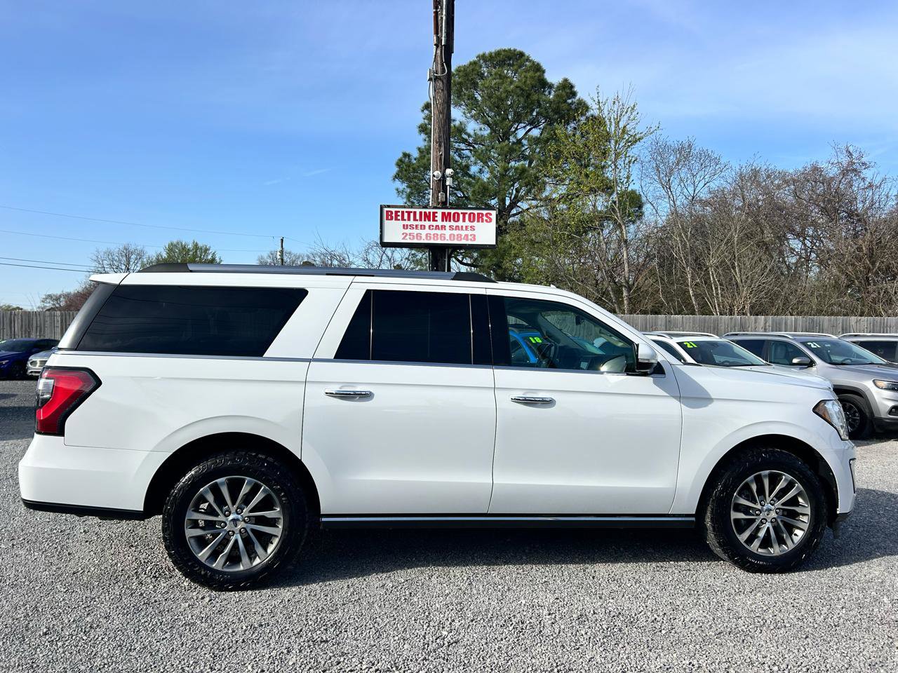 Used 2018 Ford Expedition Max Limited RWD image 5