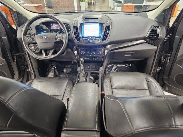Used 2017 Ford Escape Titanium image 9