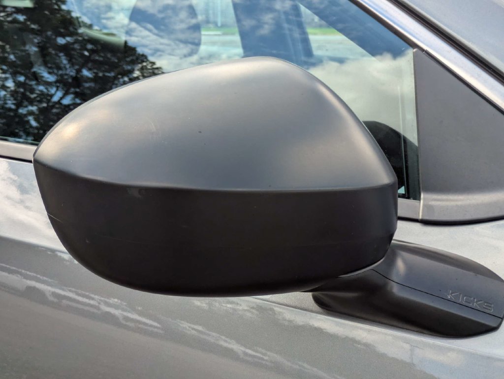 Used 2025 Nissan Kicks S FWD image 13
