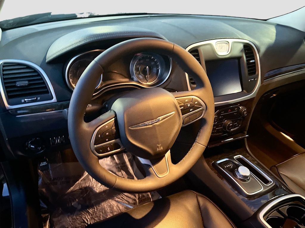 Used 2023 Chrysler 300 Touring L w/ Comfort Group AWD/4WD image 9