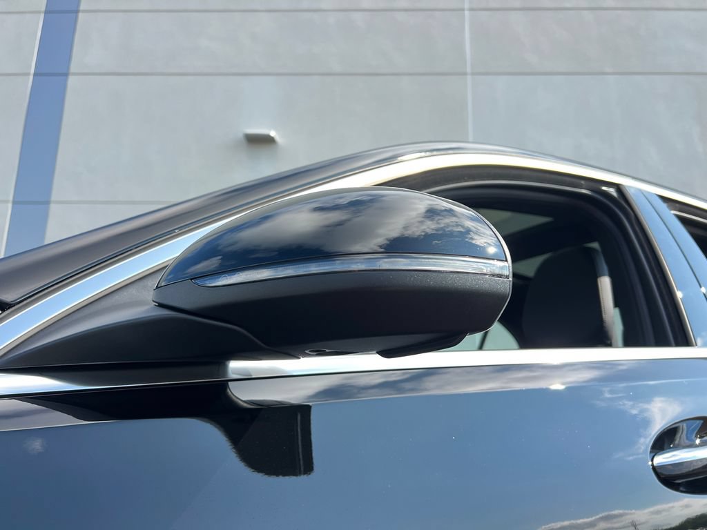 New 2026 Mercedes-Benz C 300 4MATIC Sedan image 32