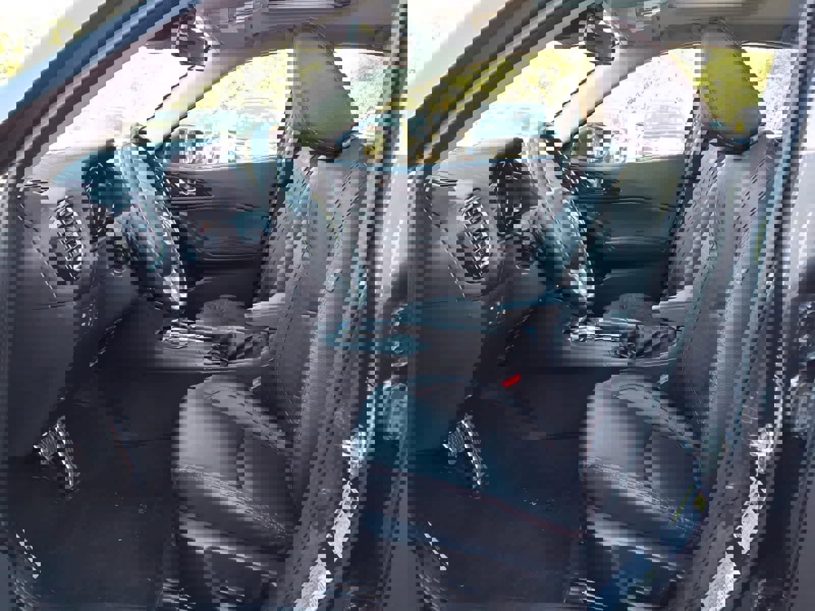 Used 2014 MAZDA MAZDA3 s Grand Touring w/ Technology Package FWD image 13