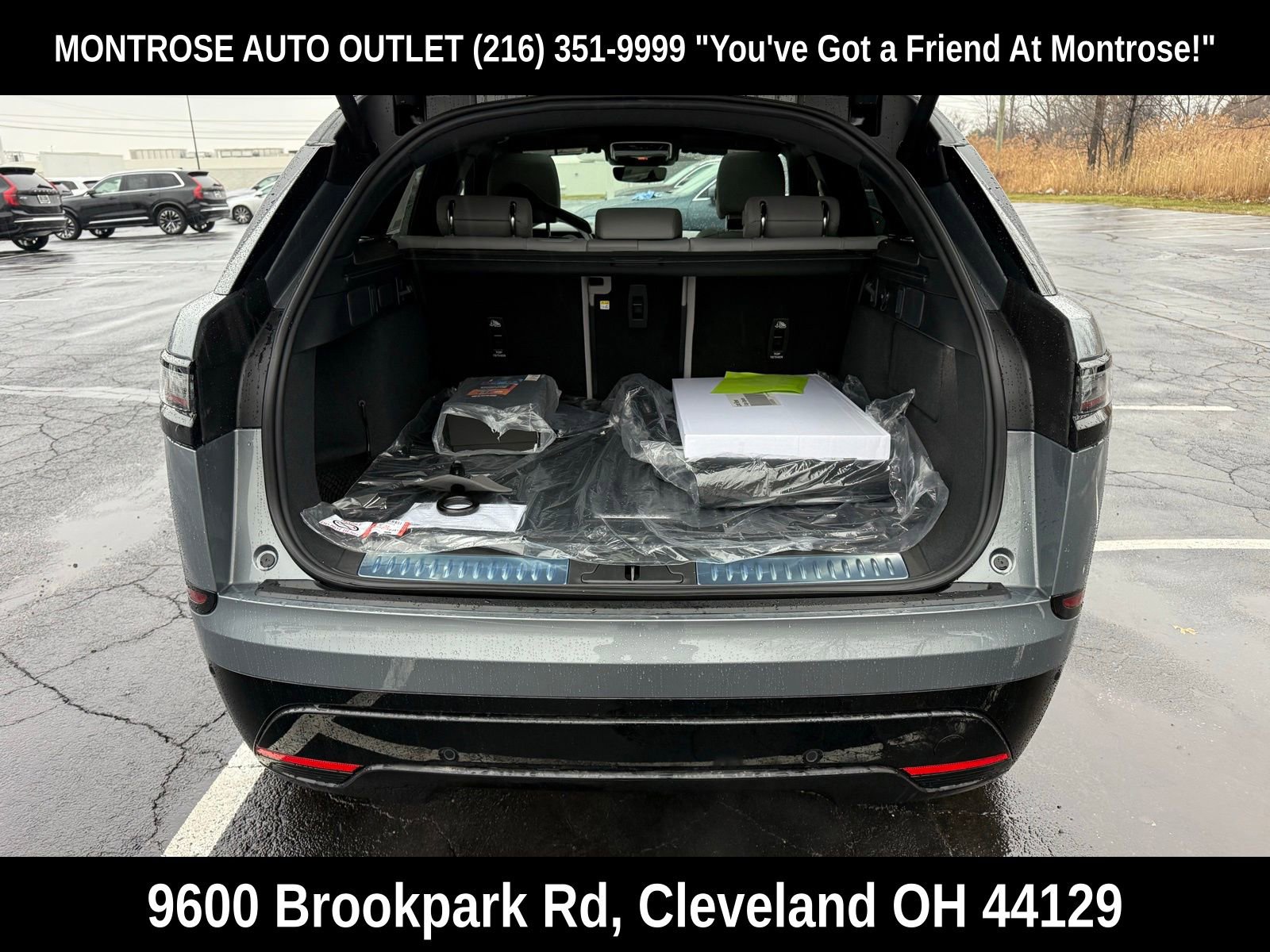 New 2026 Land Rover Range Rover Velar Dynamic SE image 38