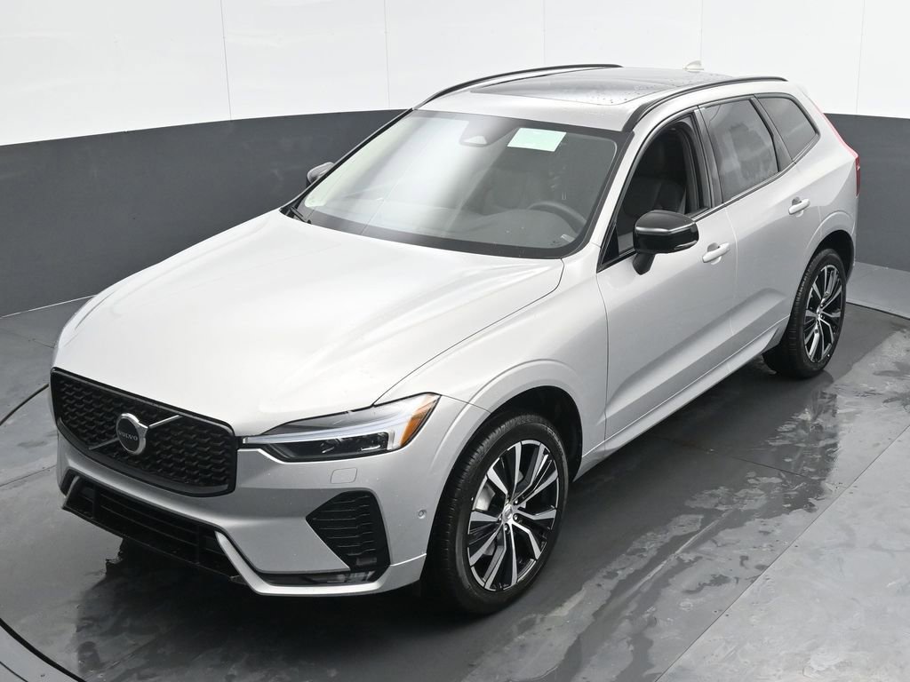 New 2025 Volvo XC60 B5 Plus w/ Protection Package Premier image 36