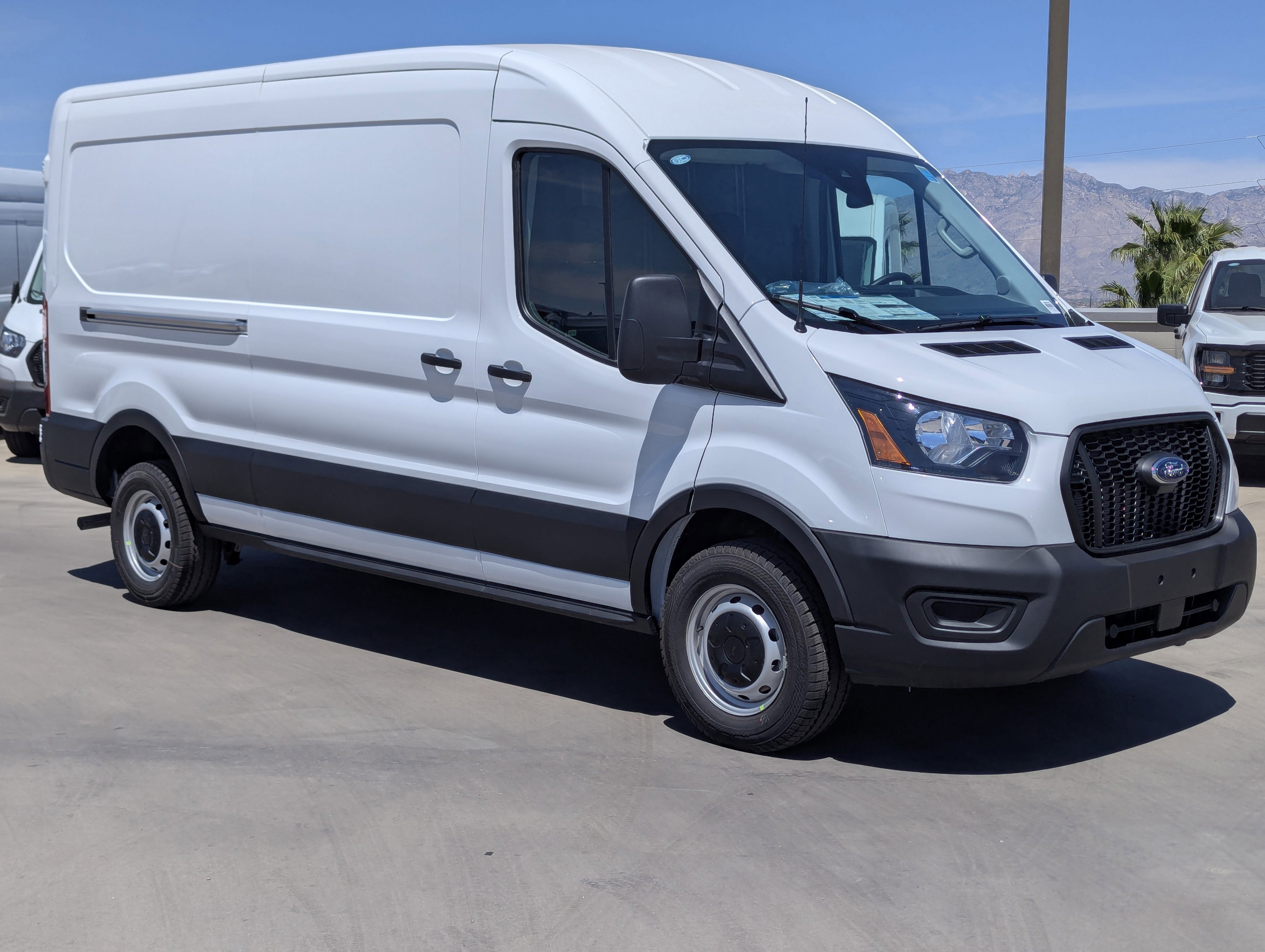 New 2025 Ford Transit 250 148 Medium Roof image 1