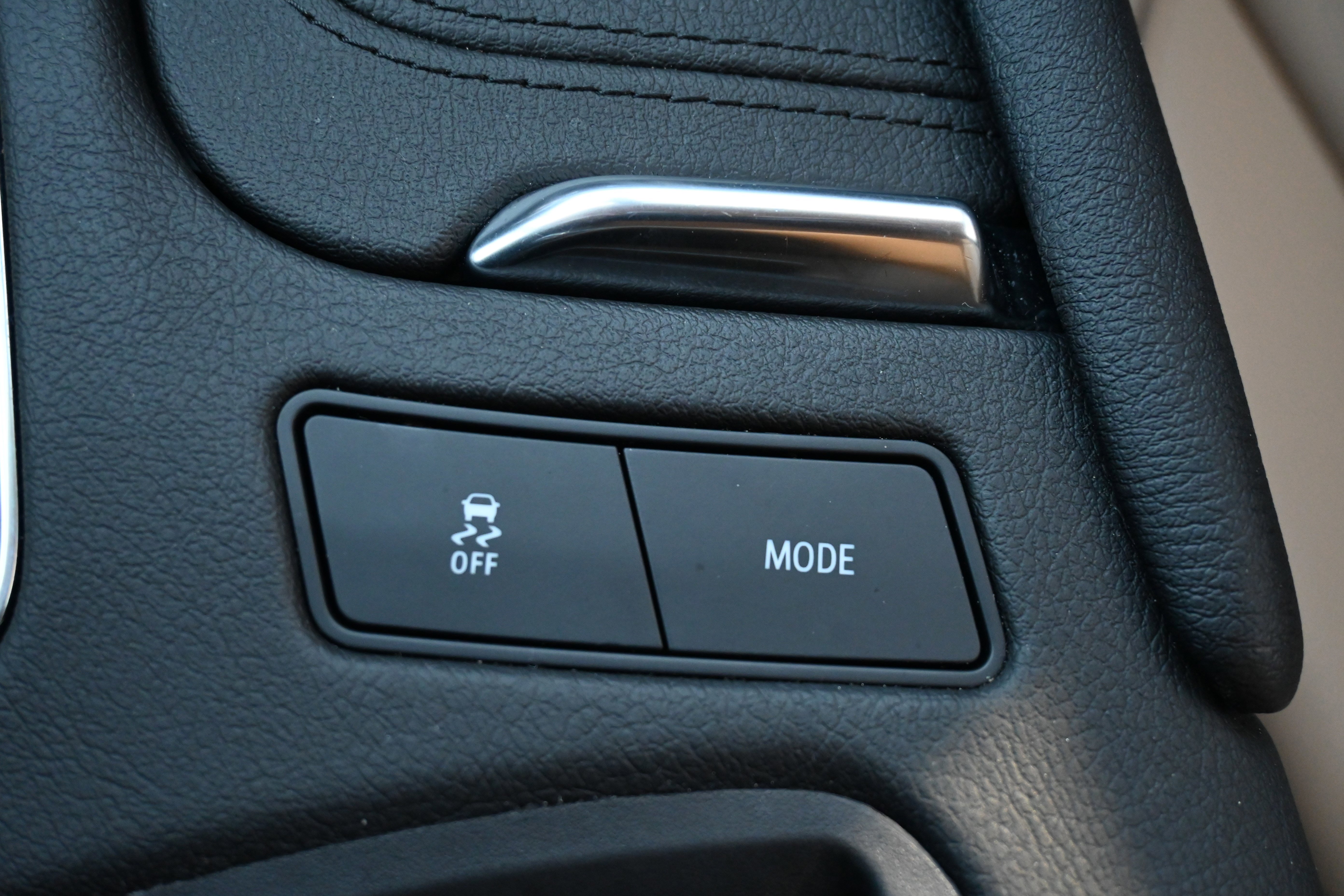 Used 2024 Cadillac XT6 Sport w/ LPO, Onyx Lite Package image 30