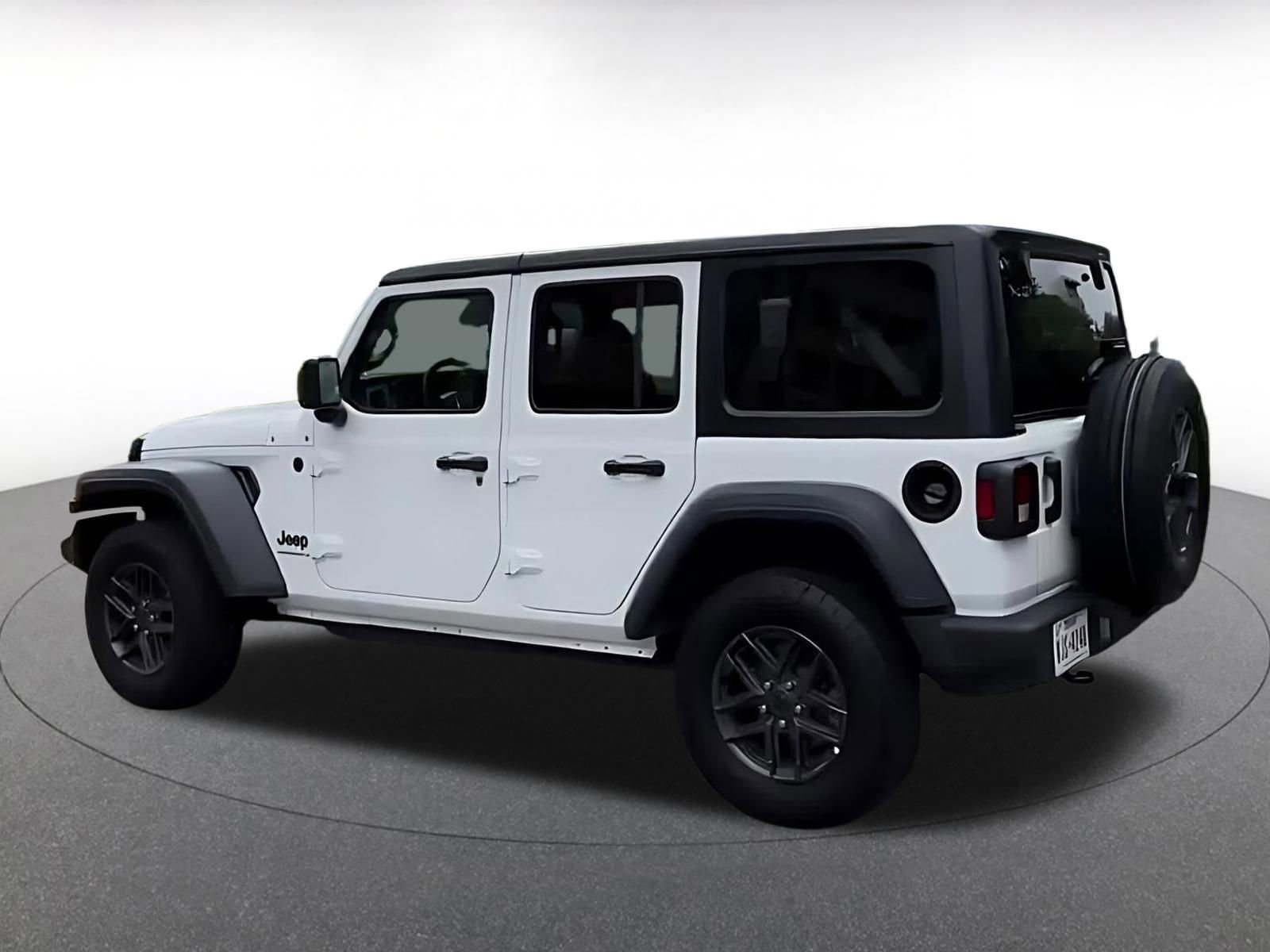 Used 2025 Jeep Wrangler Sport S image 8
