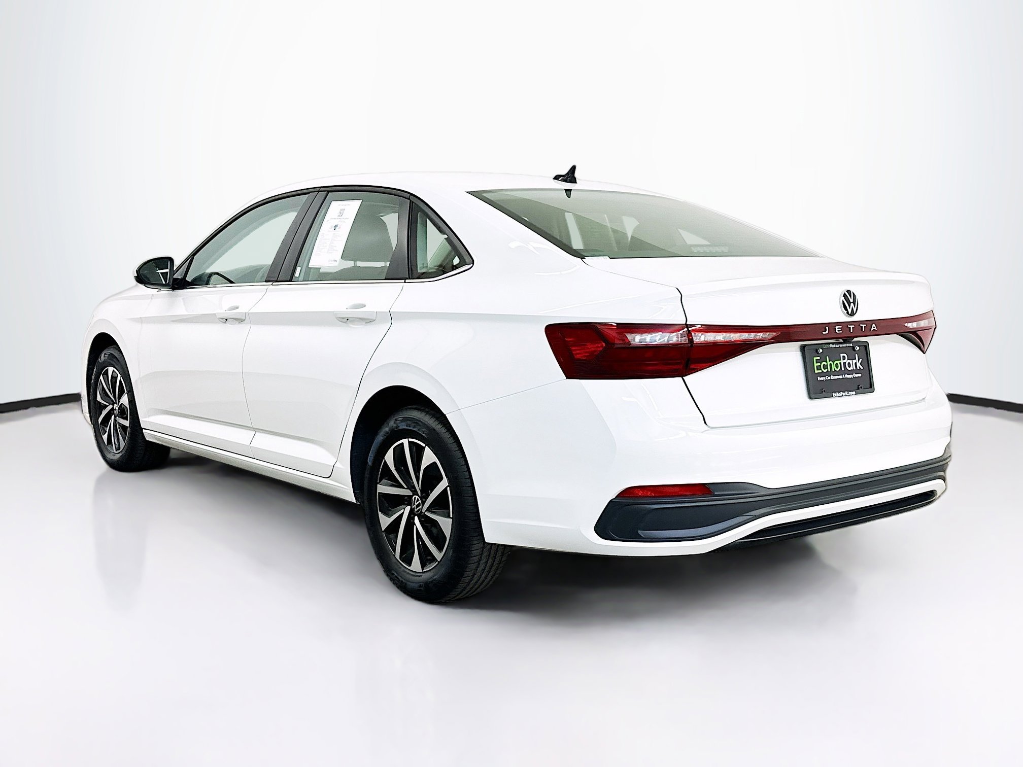 Used 2025 Volkswagen Jetta S FWD image 5
