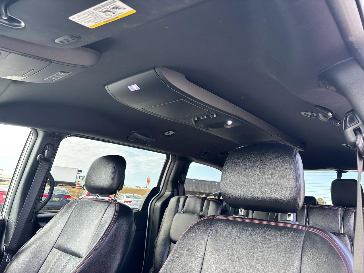 Used 2020 Dodge Grand Caravan GT image 18