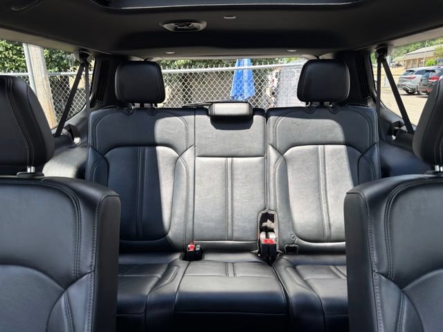 Used 2024 Jeep Grand Wagoneer L 4WD image 31
