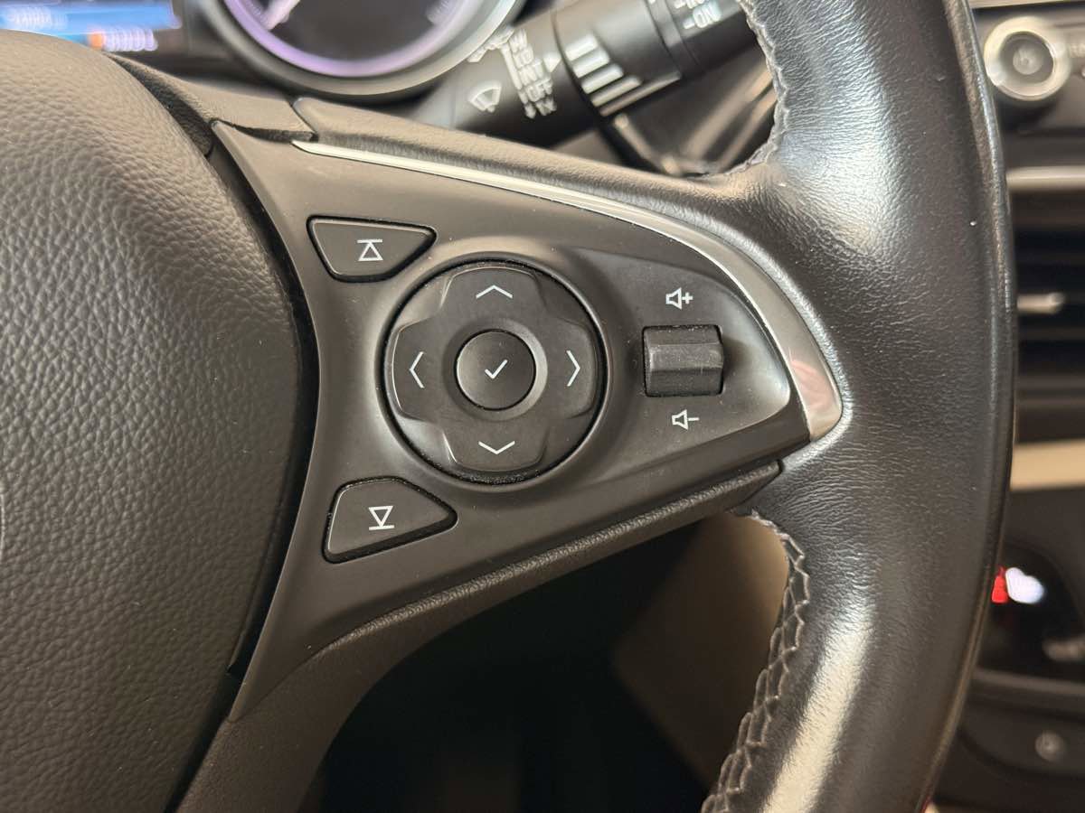 Used 2020 Buick Envision Preferred image 42