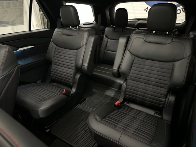 New 2026 Ford Explorer ST-Line w/ ST-Line Street Pack AWD/4WD image 27