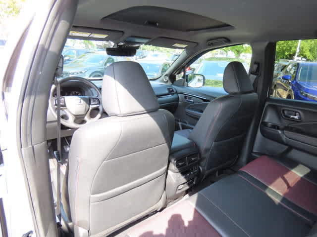 Used 2024 Honda Ridgeline Black Edition image 14