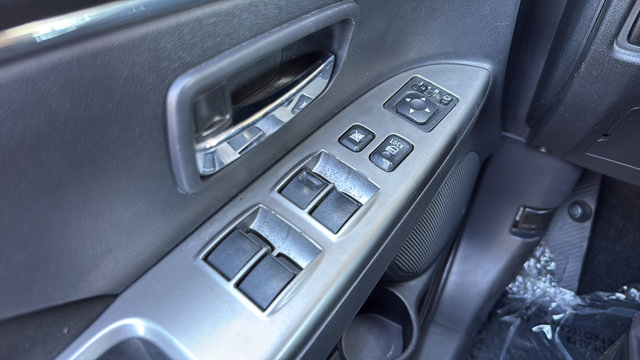 Used 2019 Mitsubishi Outlander Sport SE FWD image 12