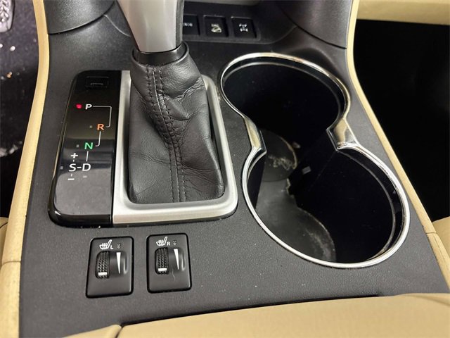 Used 2014 Toyota Highlander XLE image 23