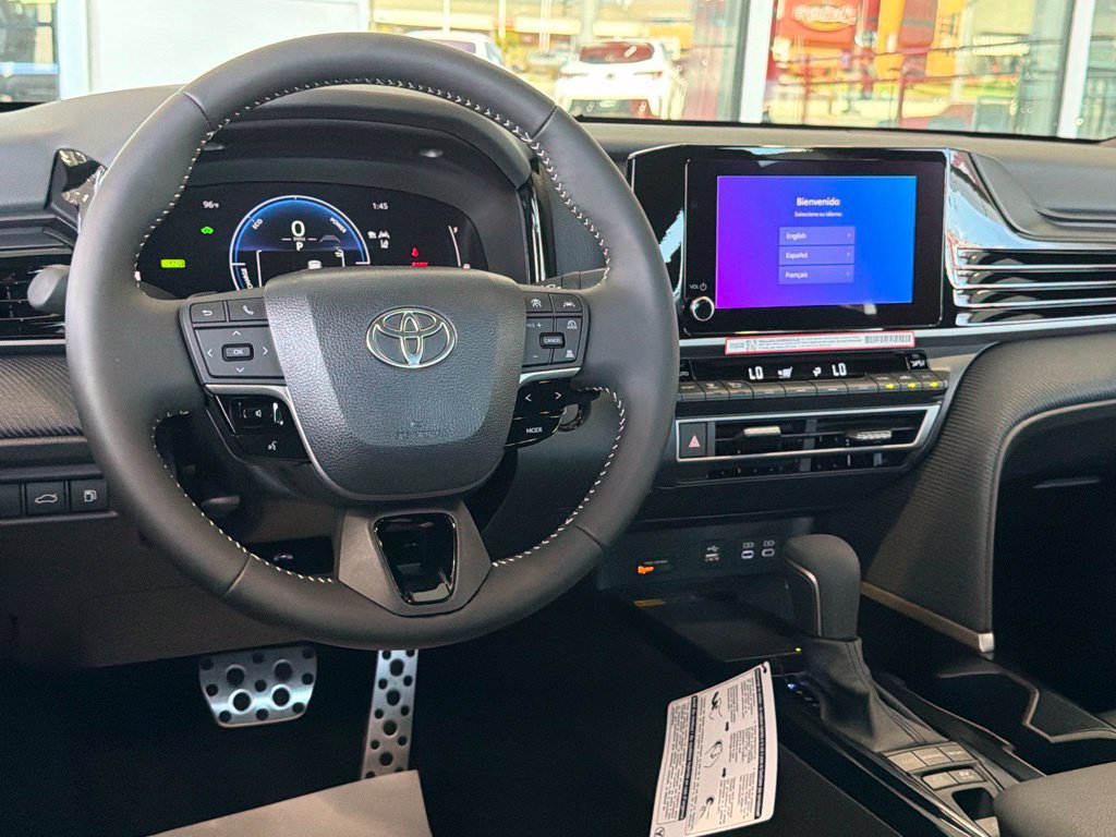 Certified 2026 Toyota Camry SE FWD image 32