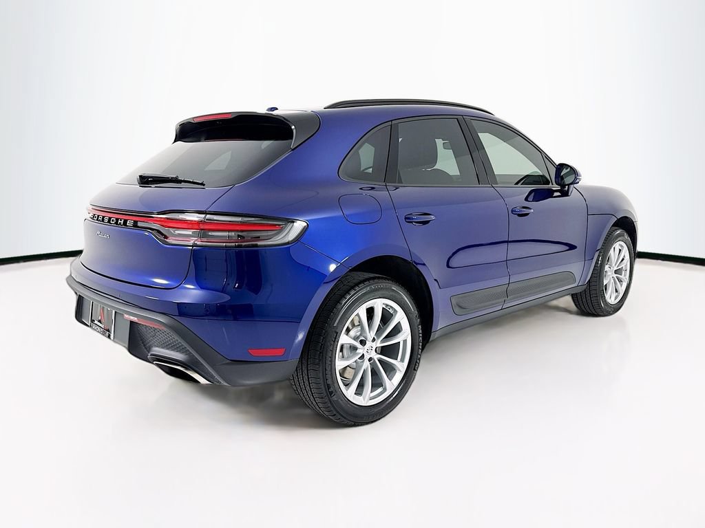 New 2026 Porsche Macan AWD/4WD image 9