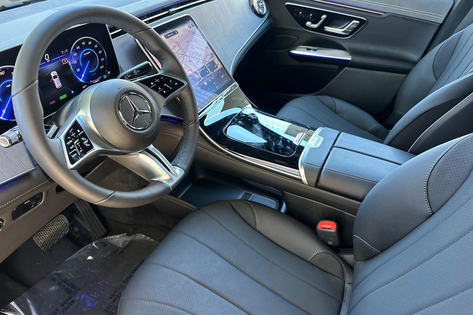 Used 2026 Mercedes-Benz EQE 320 4MATIC SUV image 4
