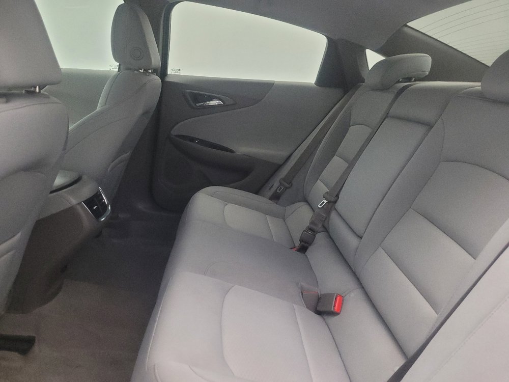 Used 2018 Chevrolet Malibu LT FWD image 18