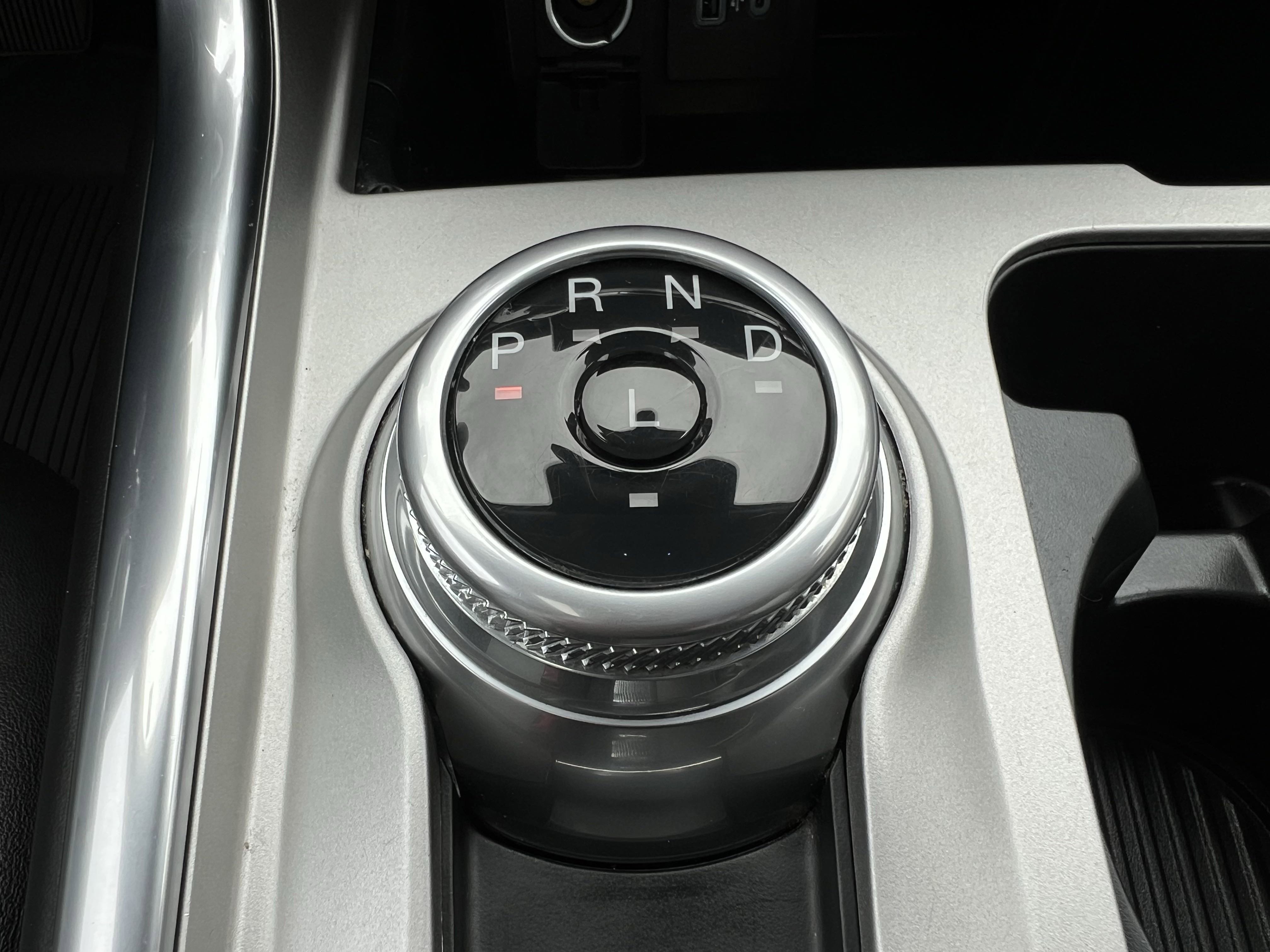 Used 2023 Ford Explorer XLT w/ Equipment Group 202A image 29