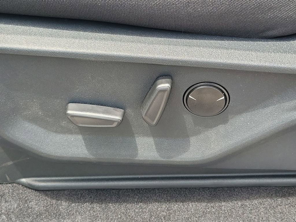 New 2025 Ford F150 XLT w/ Equipment Group 302A MID image 12