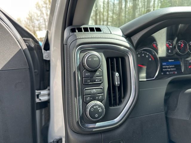 Used 2021 Chevrolet Silverado 1500 LT AWD/4WD image 16