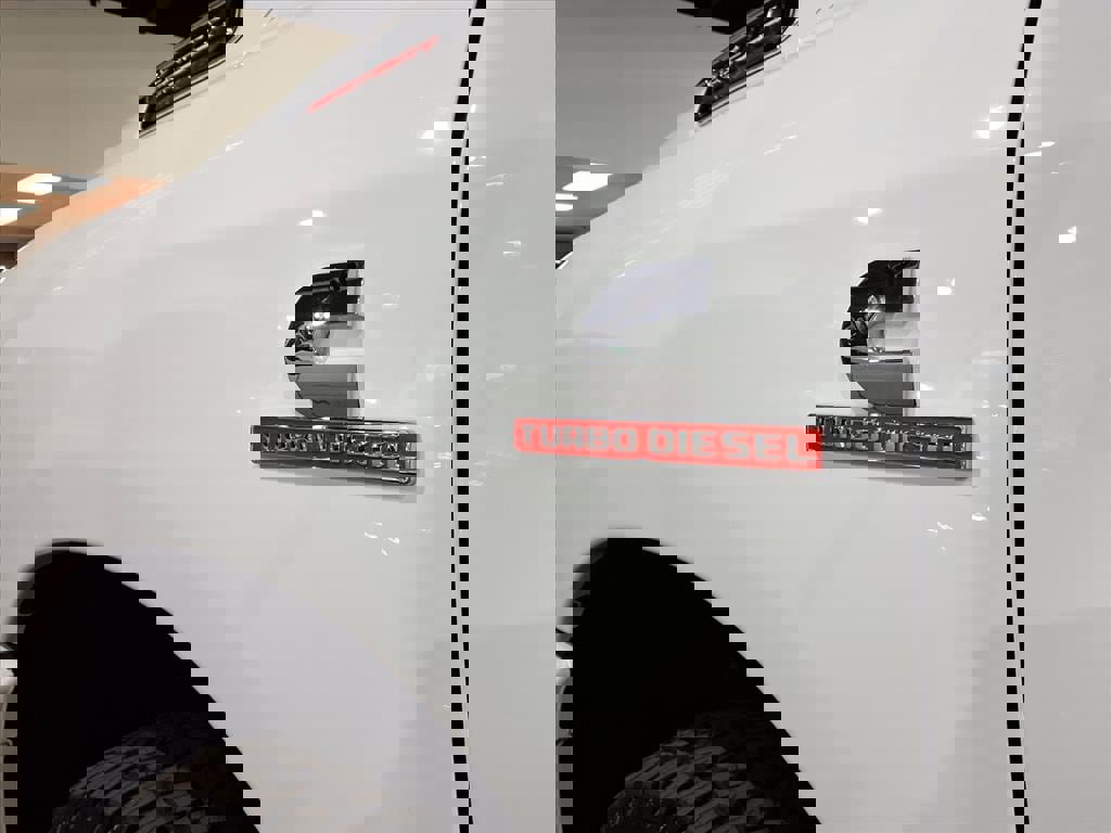 Used 2024 RAM 2500 Laramie image 18