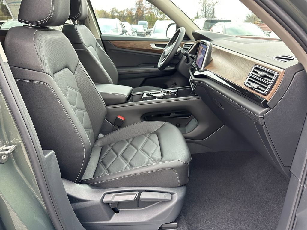 New 2026 Volkswagen Atlas SE image 24