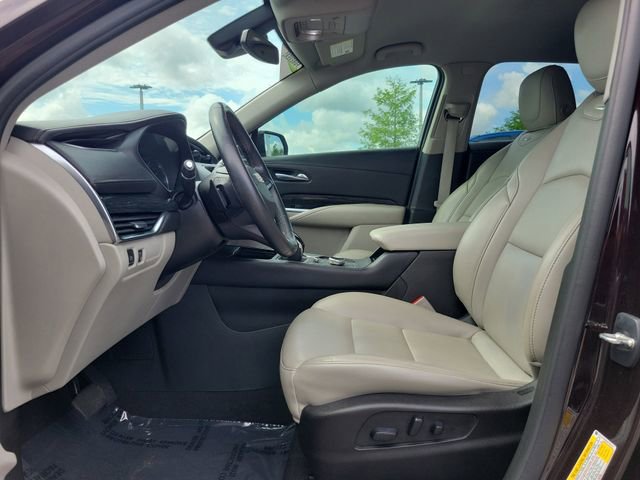 Used 2021 Cadillac XT4 Premium Luxury FWD image 16